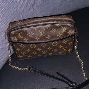 Louis Vuitton Compiegne Clutch/Crossbody Bag 💼
